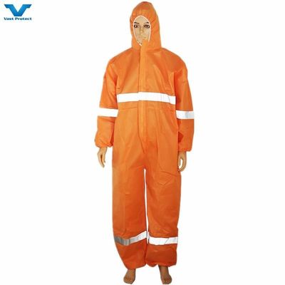 Προσαρμοσμένο λογότυπο PPE τύπου 56 Κατηγορία 3 Ξαναχρησιμοποιήσιμη λευκή κάλυψη για τις απαιτήσεις των πελατών