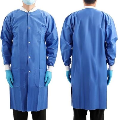 Sky Blue Lab Coats για ενήλικες PPE Spp SMS 45GSM Πίνακα αδιάβροχο με κολάρο Mao