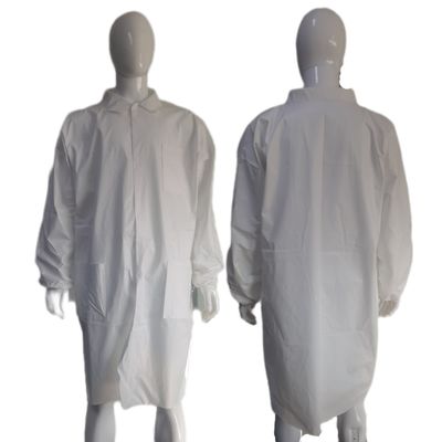 400 Μικρο-πορώδες Tyvek λευκό σακάκι εργαστηρίου χωρίς τσέπες ελαστικοί καρποί και το μπροστινό μέρος